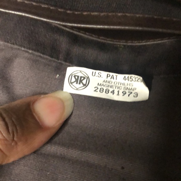 KENNETH COLE dark brown soft leather crossbody handbag. 5 compartments on bag. - Picture 10 of 14